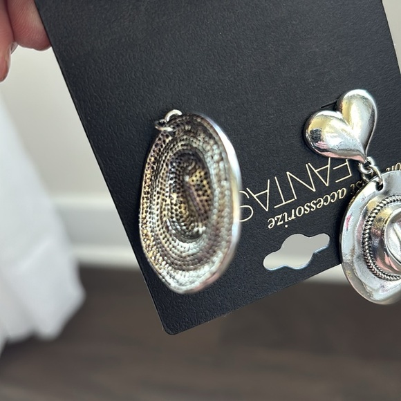 Cowboy Hat on Heart post silver-tone drop earrings,Western - Picture 4 of 5